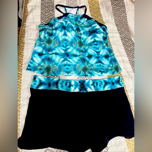 (L1) South Point Women's Plus Size Tie-Dye Two-Piece Swimsuit, Multi-Sizes Blue - Picture 1 of 11